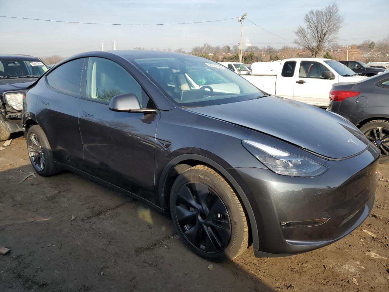 2024 TESLA MODEL Y - Фото 4