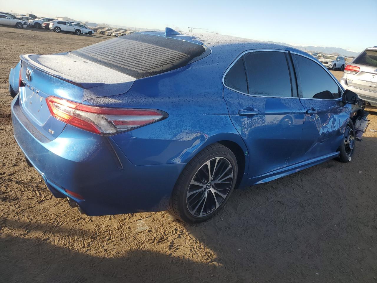 2019 TOYOTA CAMRY L - Фото 3