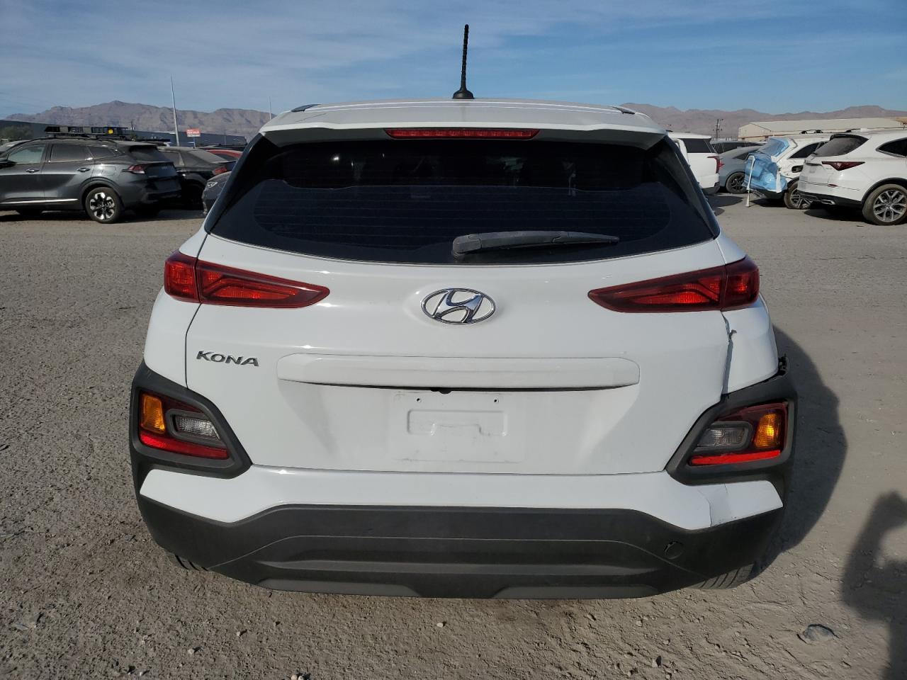 2020 HYUNDAI KONA SE - Фото 6