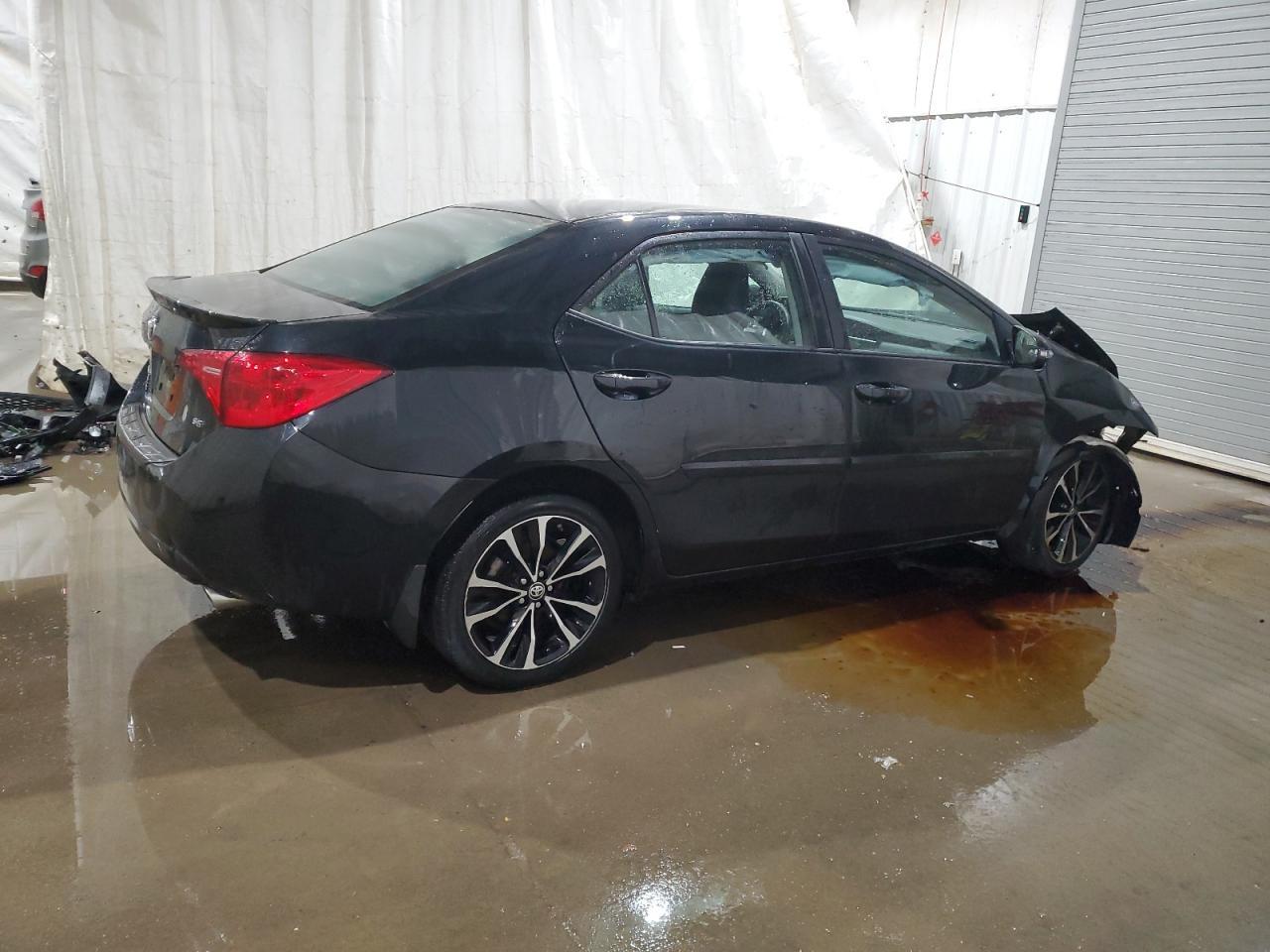 2019 TOYOTA COROLLA L - Фото 3