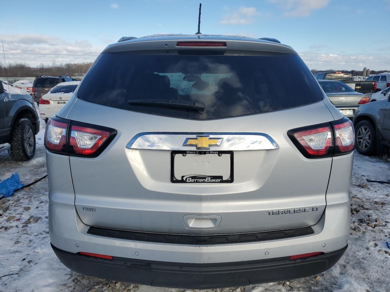 2015 CHEVROLET TRAVERSE L - Фото 6
