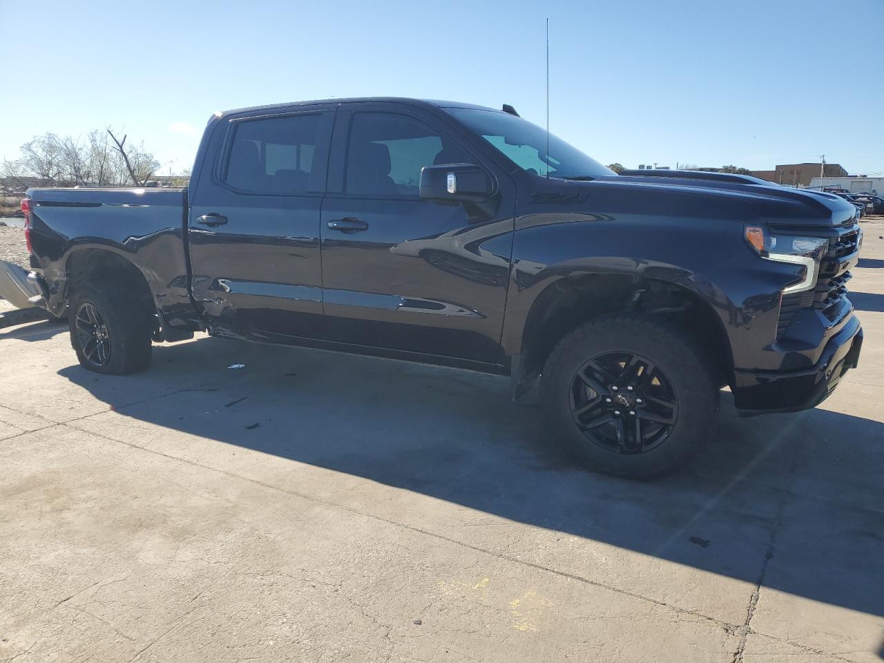 2024 CHEVROLET SILVERADO - Фото 4