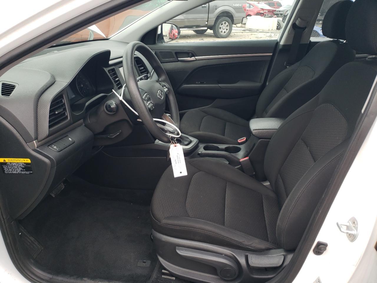 2019 HYUNDAI ELANTRA SE - Фото 7