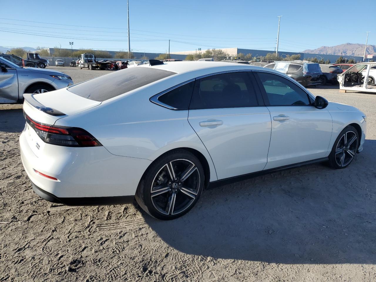 2024 HONDA ACCORD HYB - Image 3