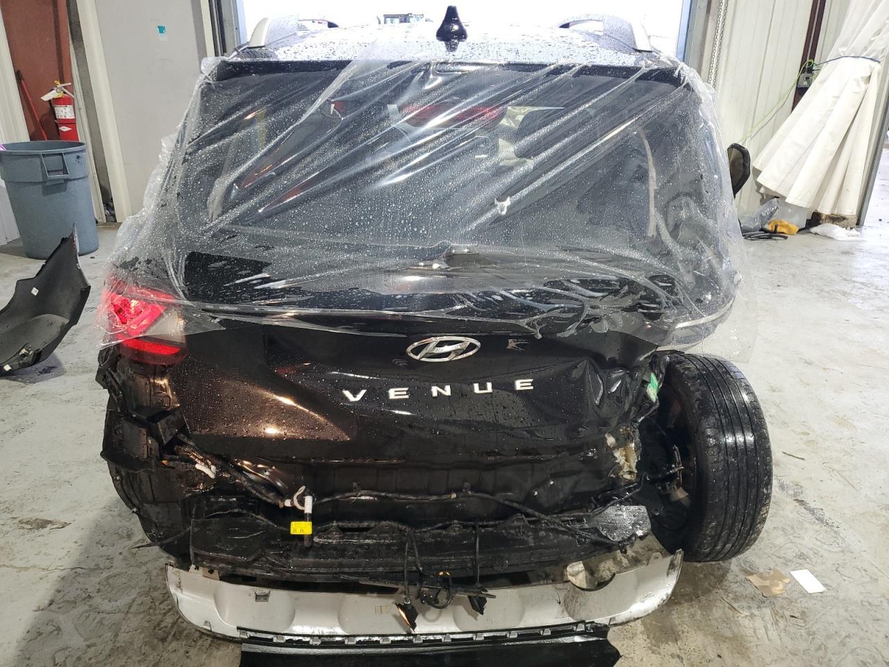 2021 HYUNDAI VENUE SEL - Фото 6