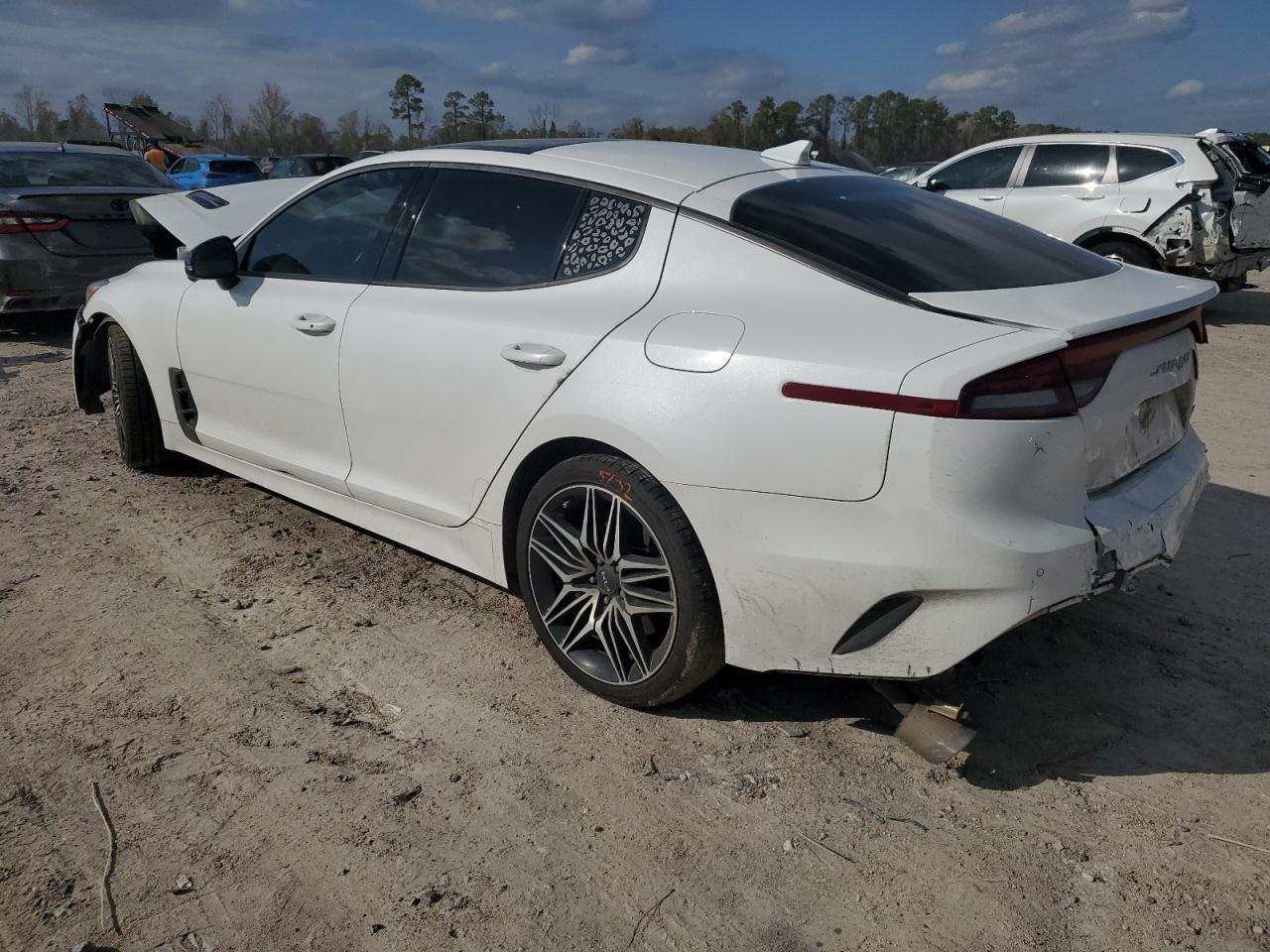 2023 KIA STINGER GT - Фото 2