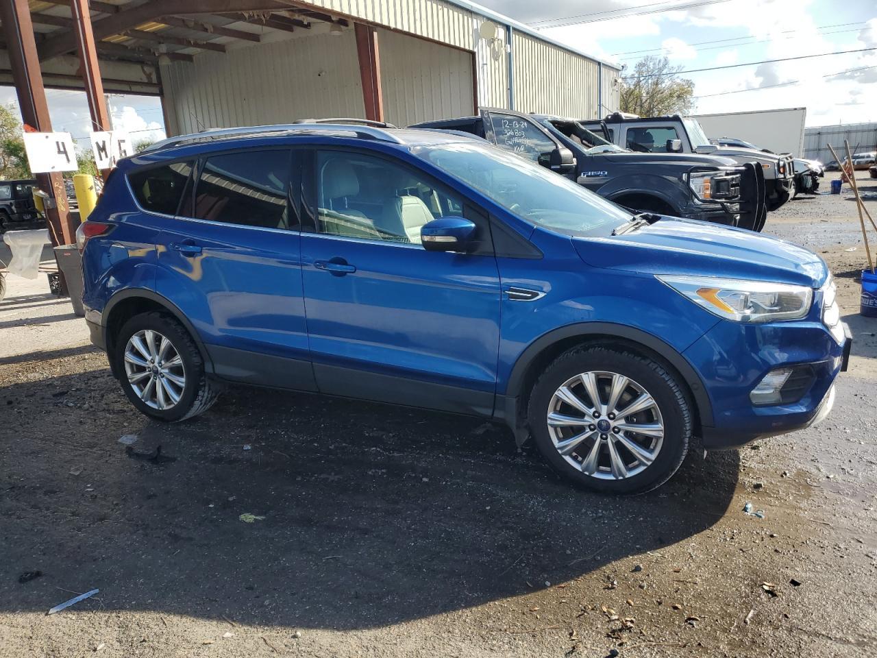 2017 FORD ESCAPE TIT - Image 4