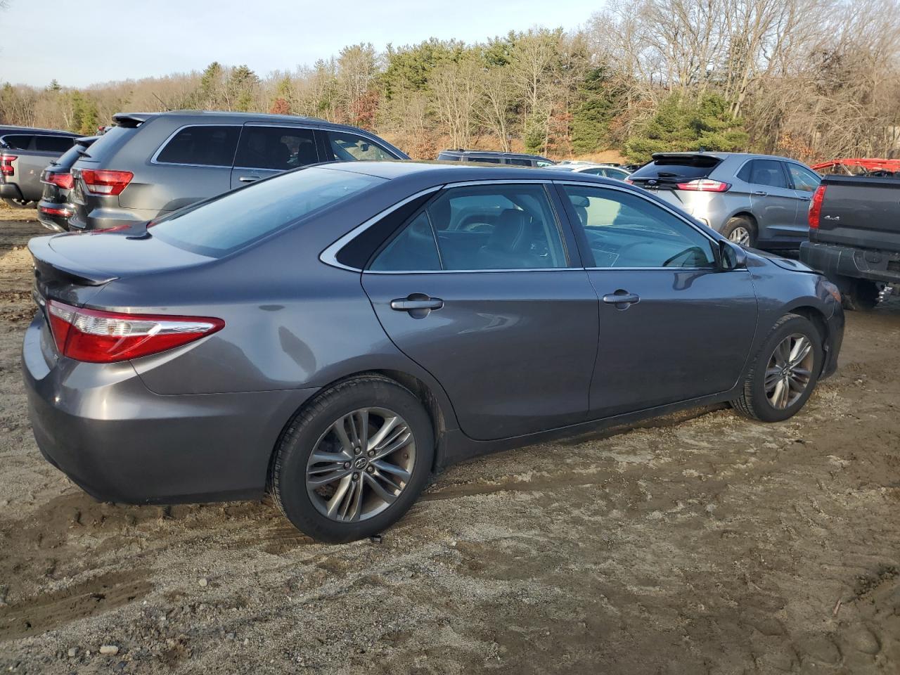 2017 TOYOTA CAMRY LE - Image 3