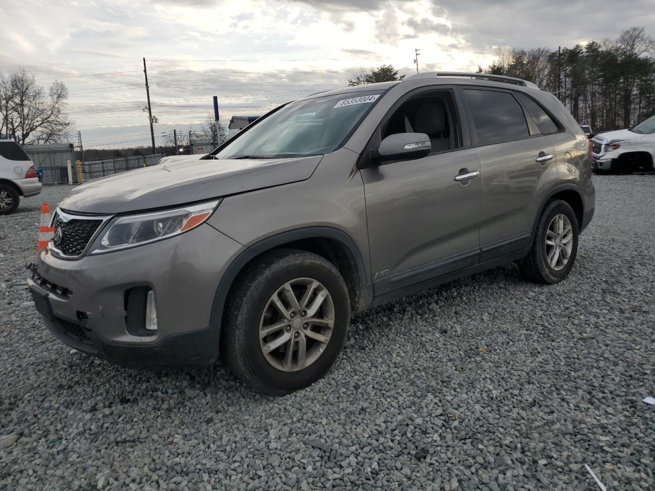 2015 KIA SORENTO LX