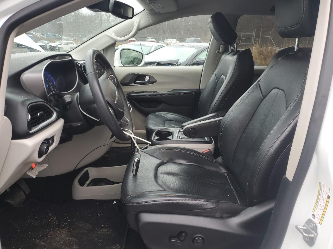 2022 CHRYSLER PACIFICA T - Image 7