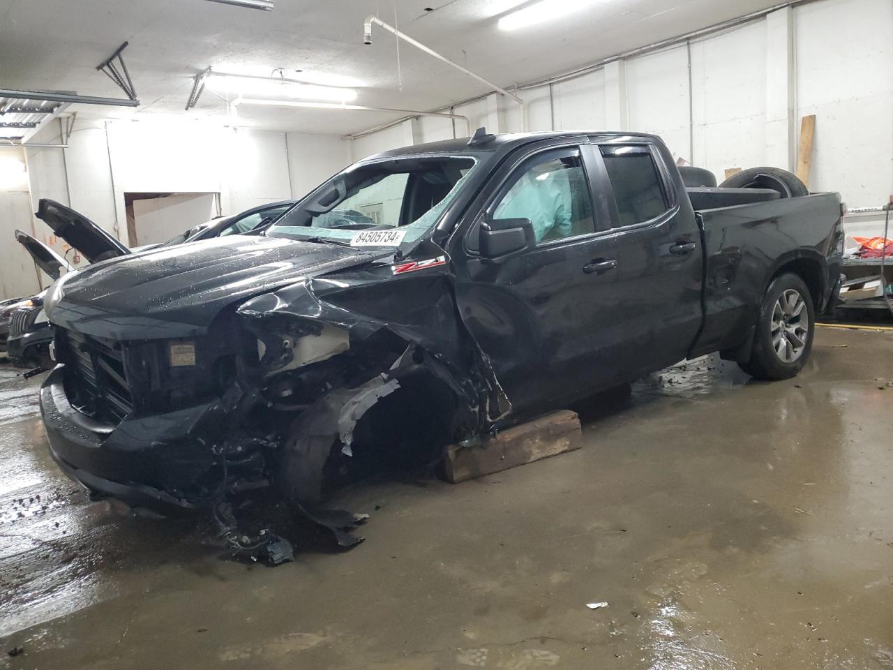 2019 CHEVROLET SILVERADO car image