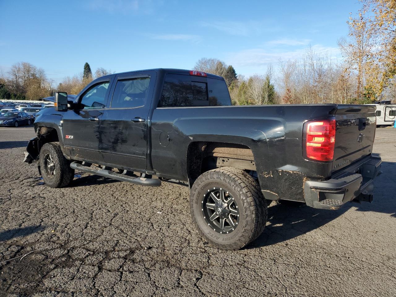 2017 CHEVROLET SILVERADO - Фото 2