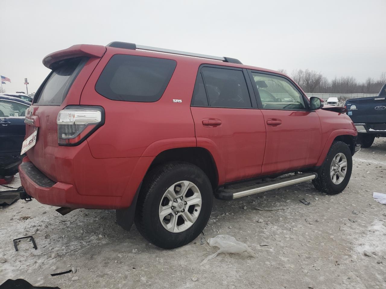 2022 TOYOTA 4RUNNER SR - Image 3