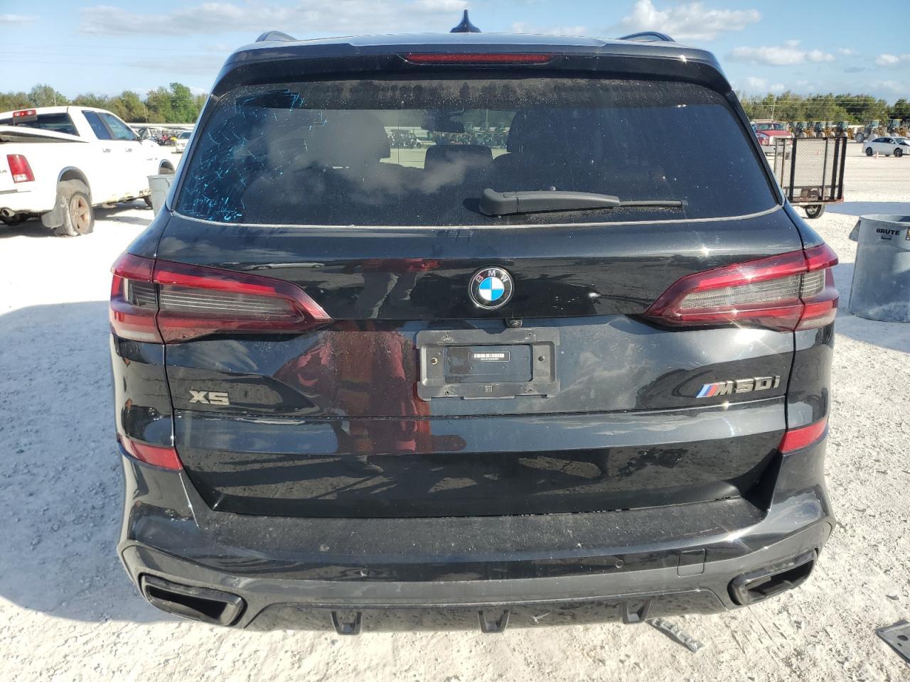 2022 BMW X5 M50I - Фото 6
