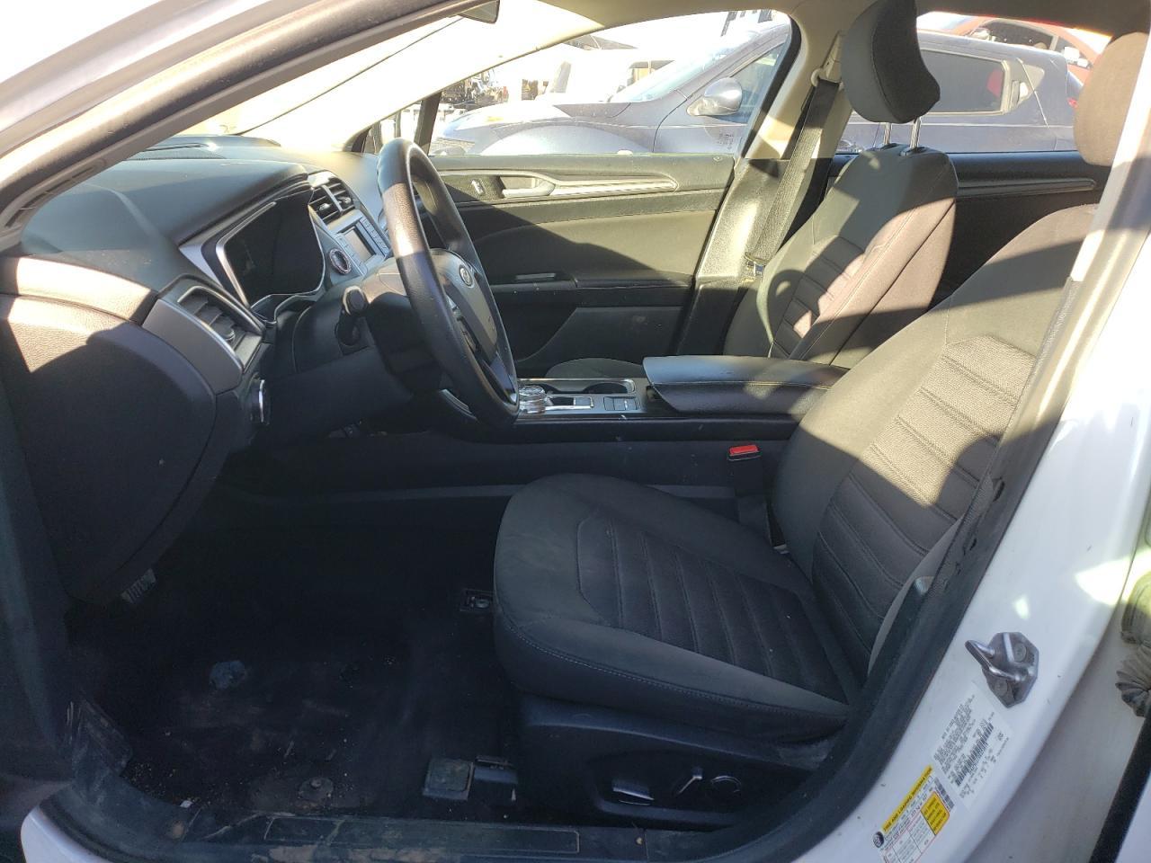 2017 FORD FUSION SE - Image 7