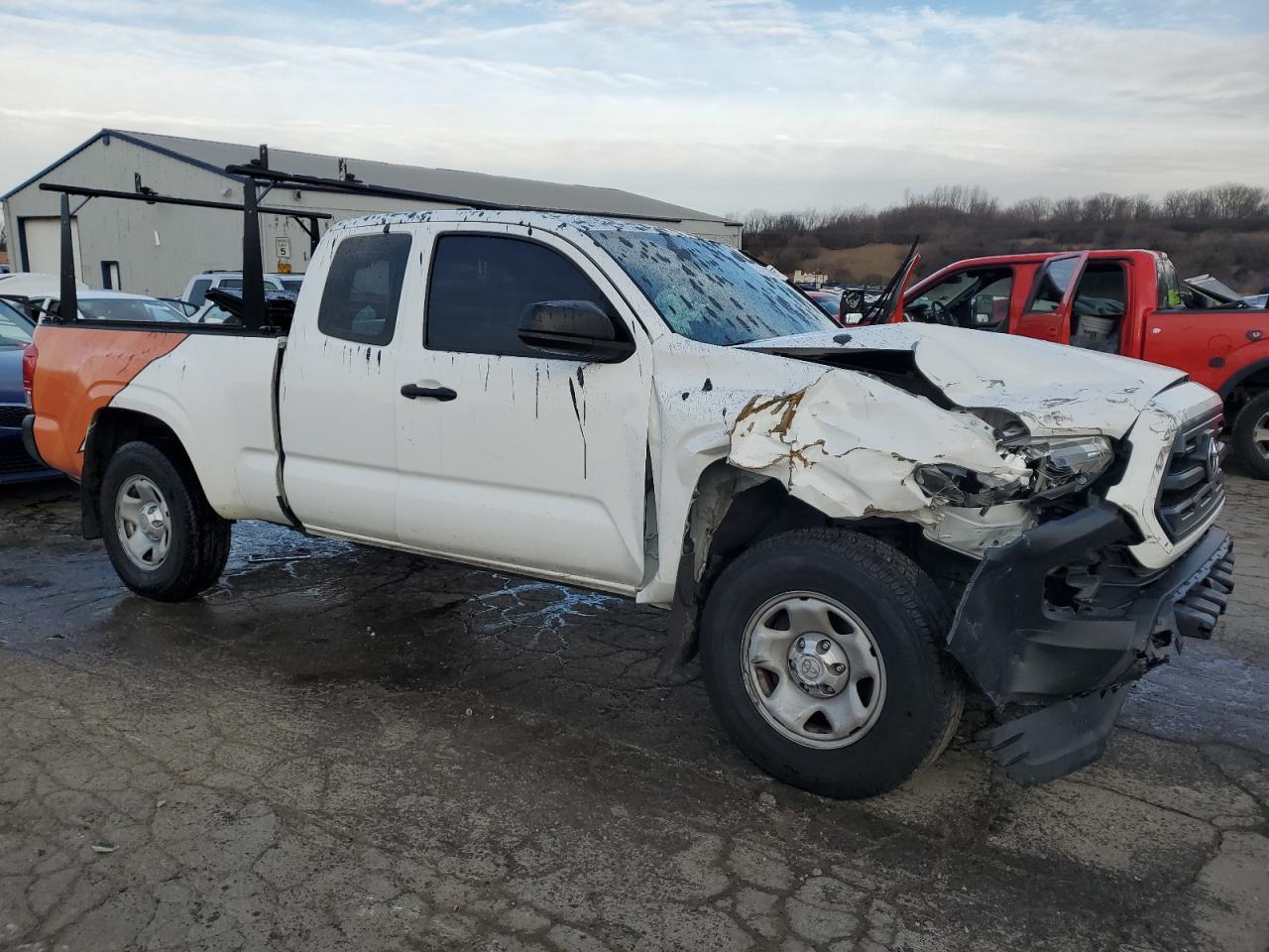 2017 TOYOTA TACOMA ACC - Image 4