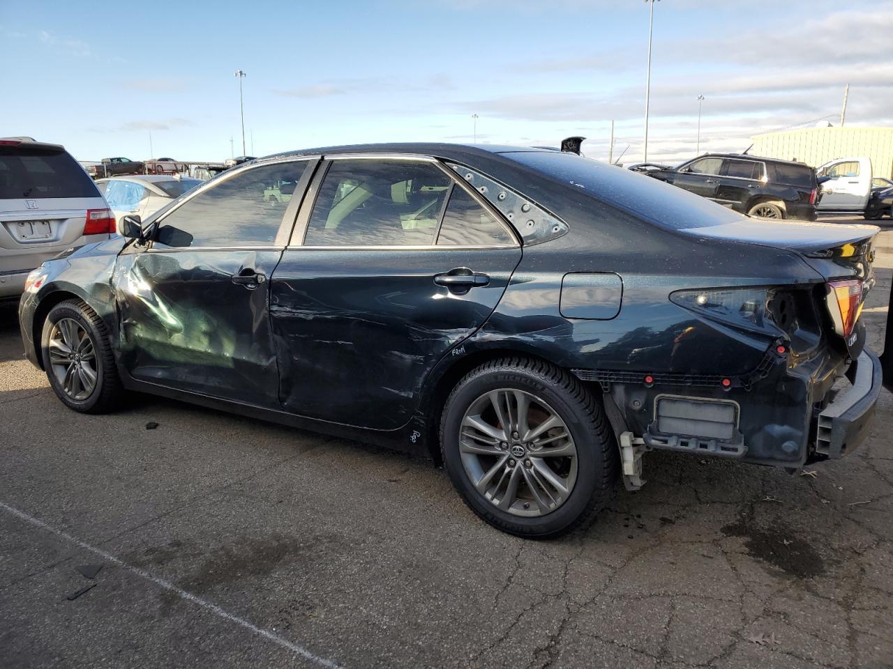 2017 TOYOTA CAMRY LE - Image 2