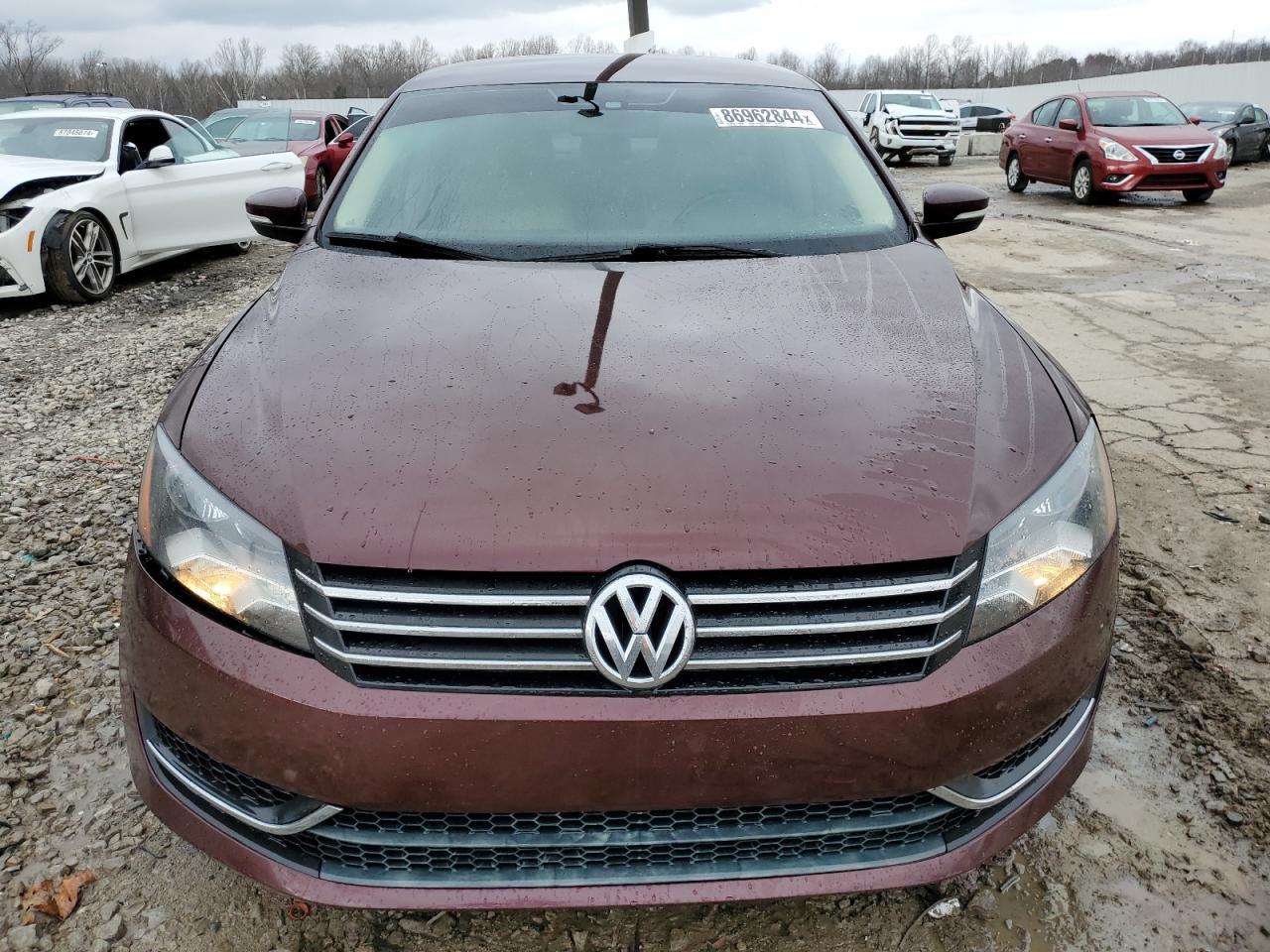 2013 VOLKSWAGEN PASSAT SE - Image 5
