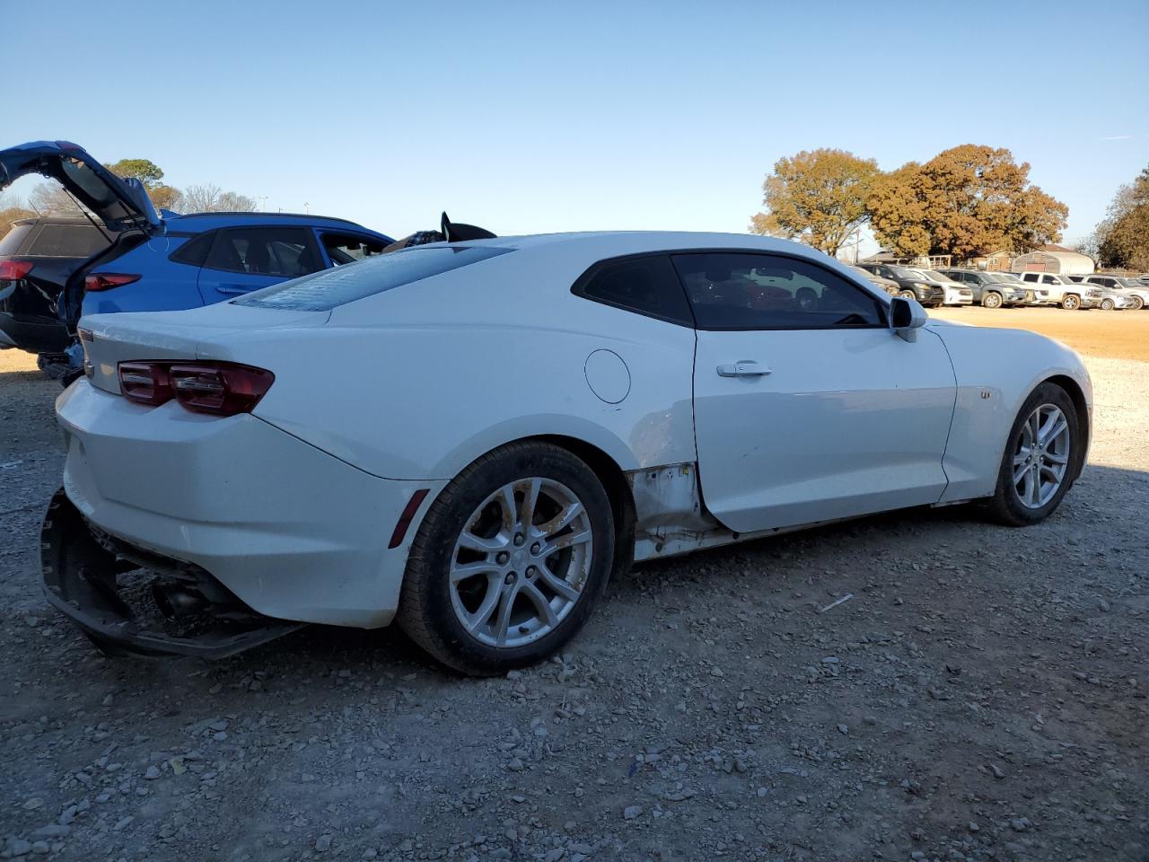 2019 CHEVROLET CAMARO LS - Фото 3