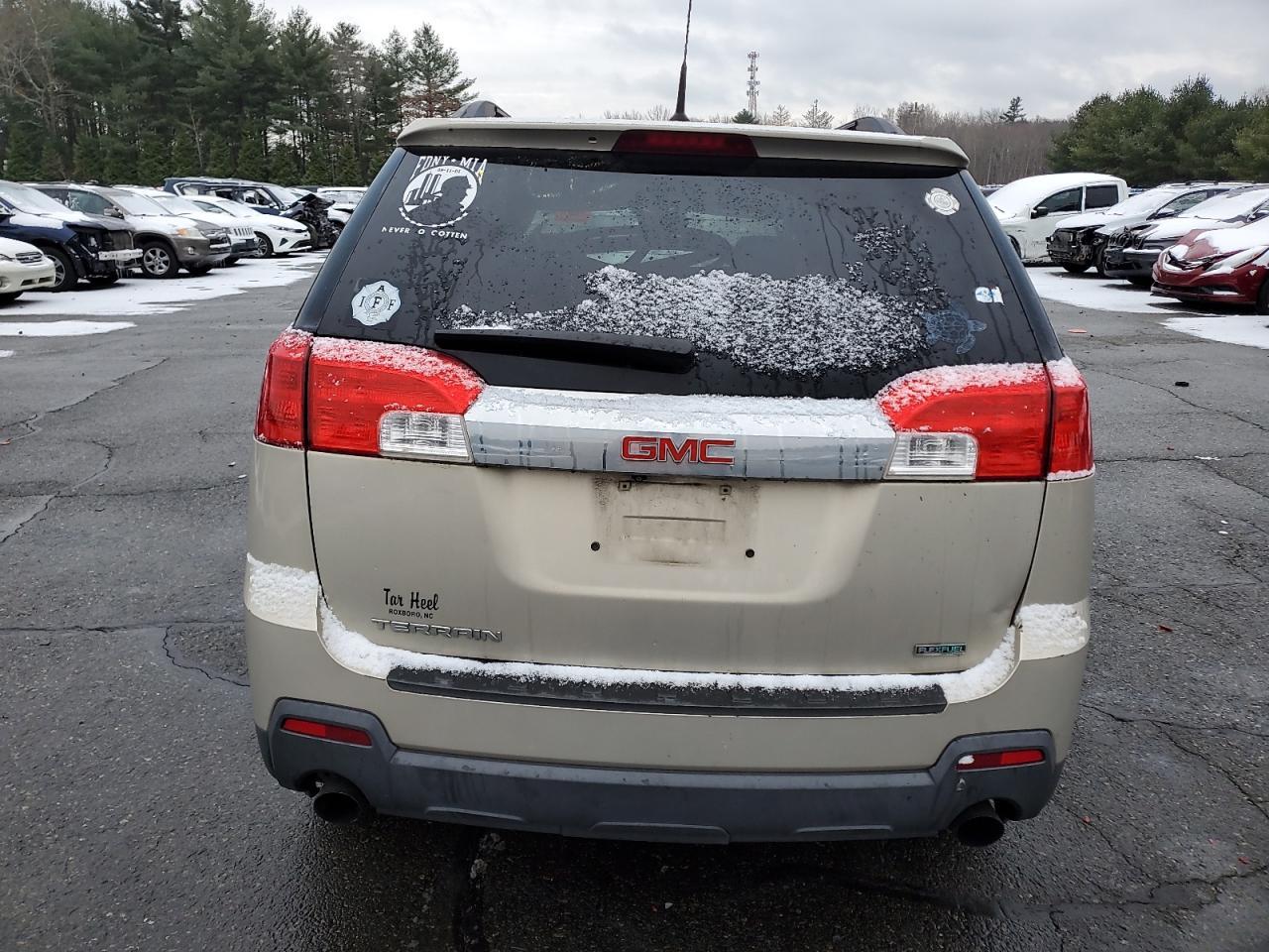2012 GMC TERRAIN SL - Image 6