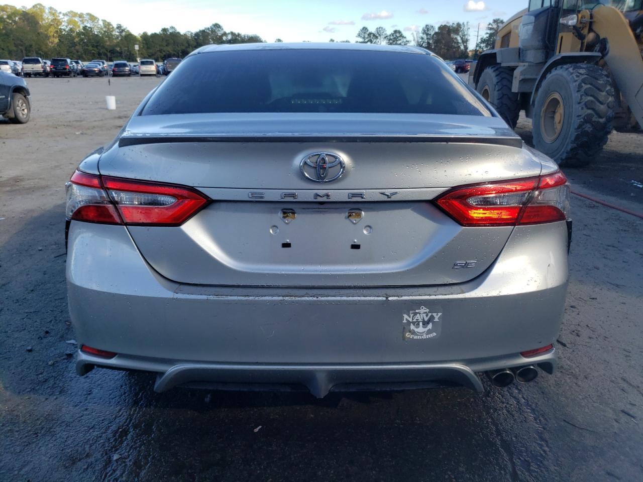 2018 TOYOTA CAMRY L - Image 6