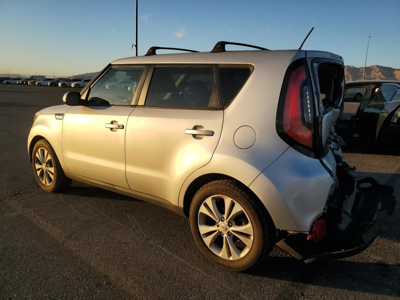 2014 KIA SOUL + - Фото 2
