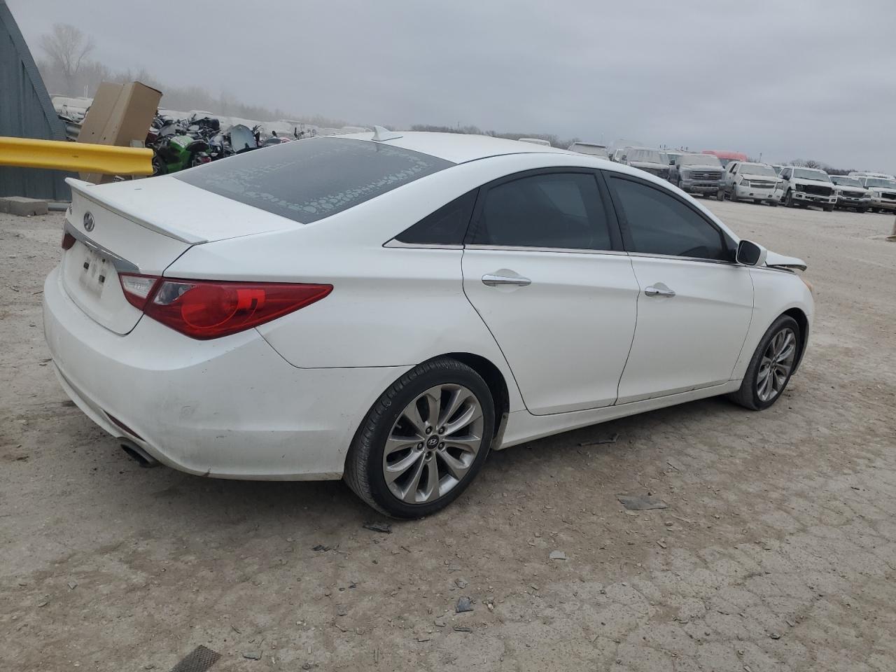 2013 HYUNDAI SONATA SE - Фото 3