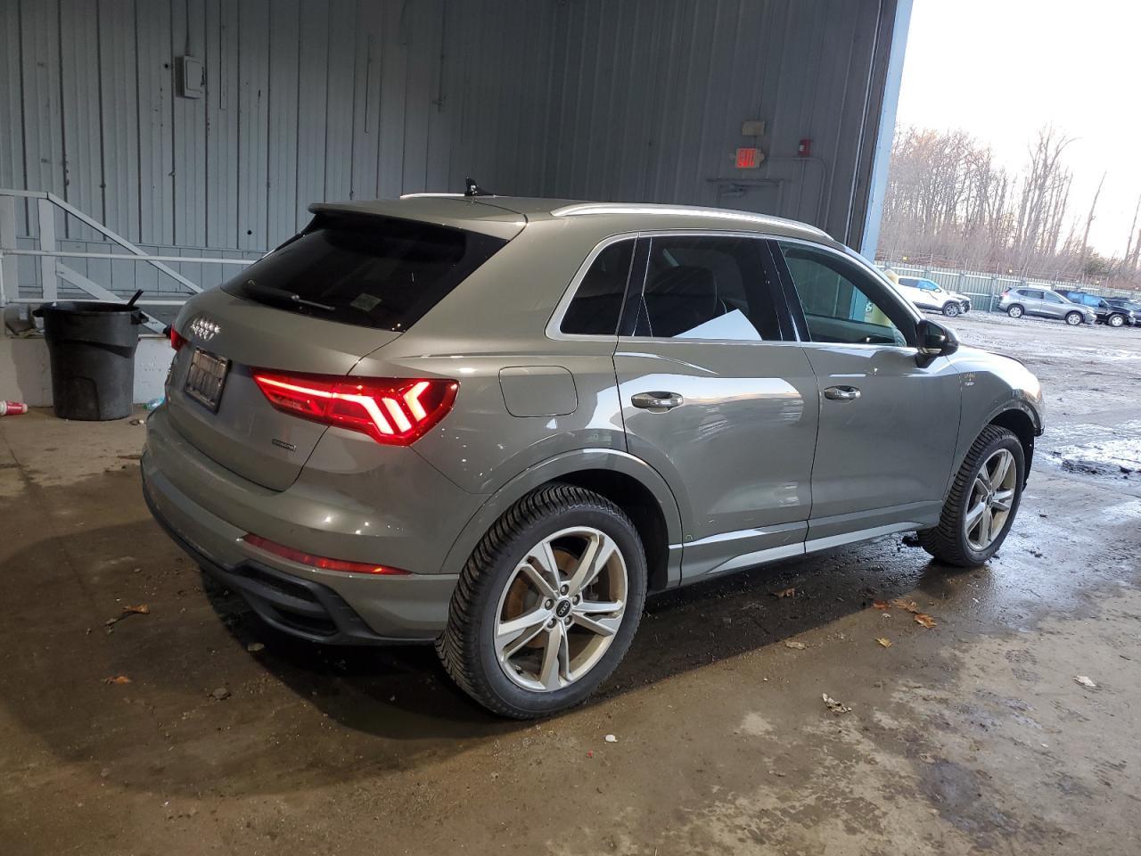 2021 AUDI Q3 PREMIUM - Фото 3