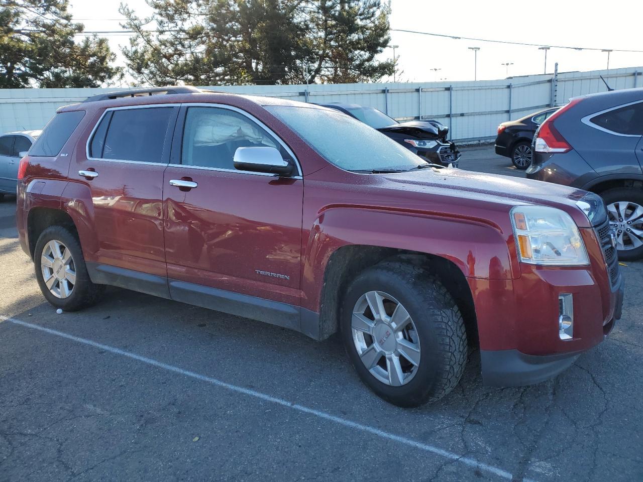 2012 GMC TERRAIN SL - Image 4