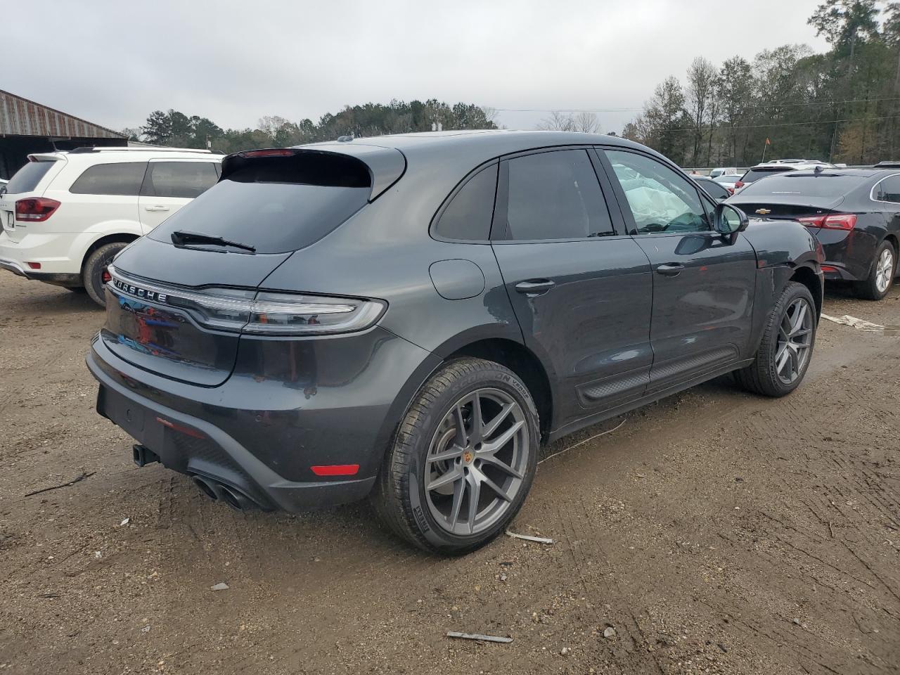 2023 PORSCHE MACAN BASE - Фото 3