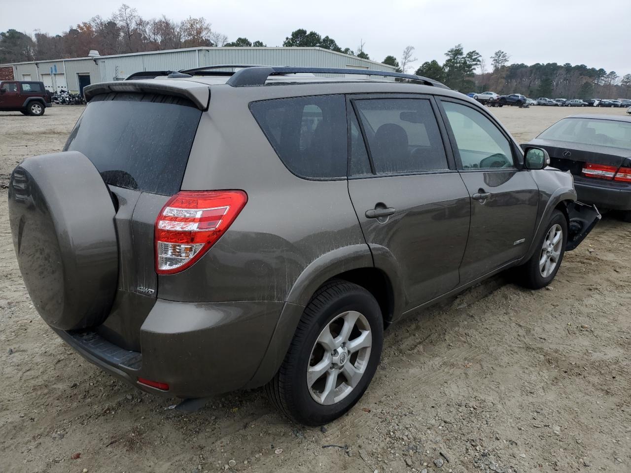 2011 TOYOTA RAV4 LIMIT - Фото 3