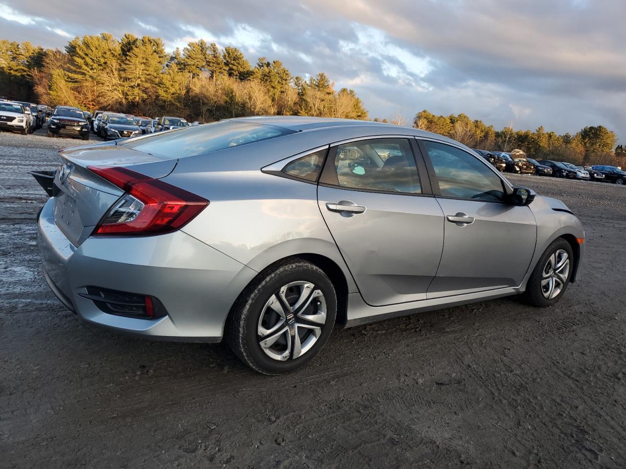 2017 HONDA CIVIC LX - Фото 3