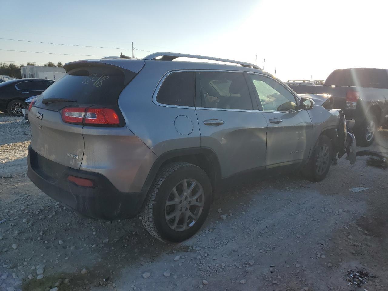 2017 JEEP CHEROKEE L - Image 3