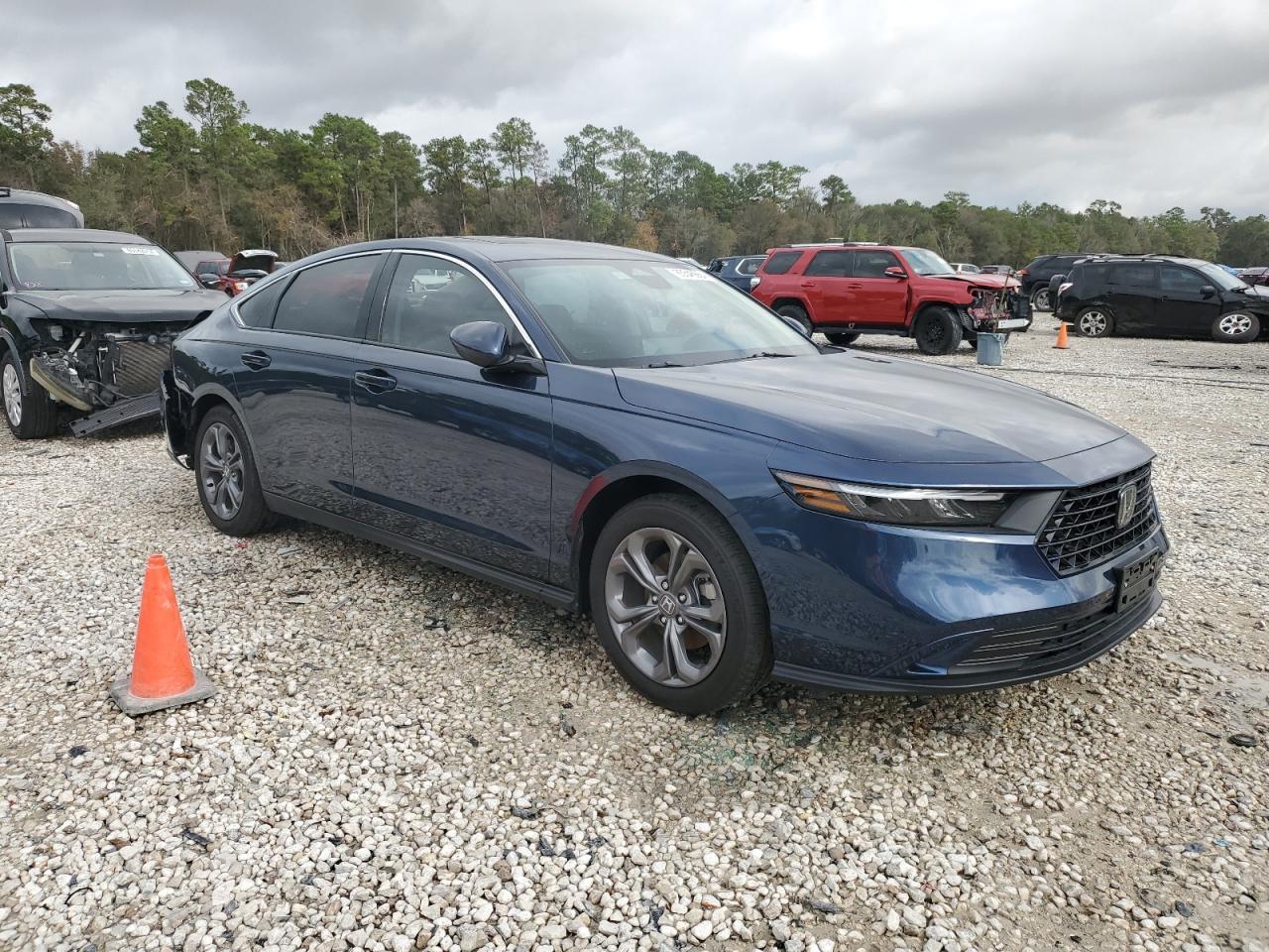 2024 HONDA ACCORD EX - Фото 4