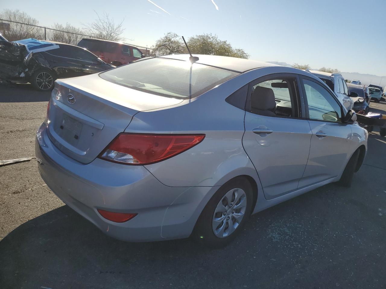 2017 HYUNDAI ACCENT SE - Image 3