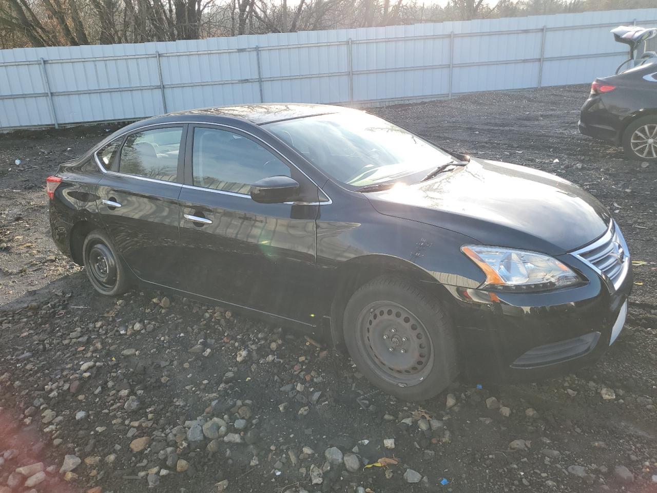 2013 NISSAN SENTRA S - Фото 4