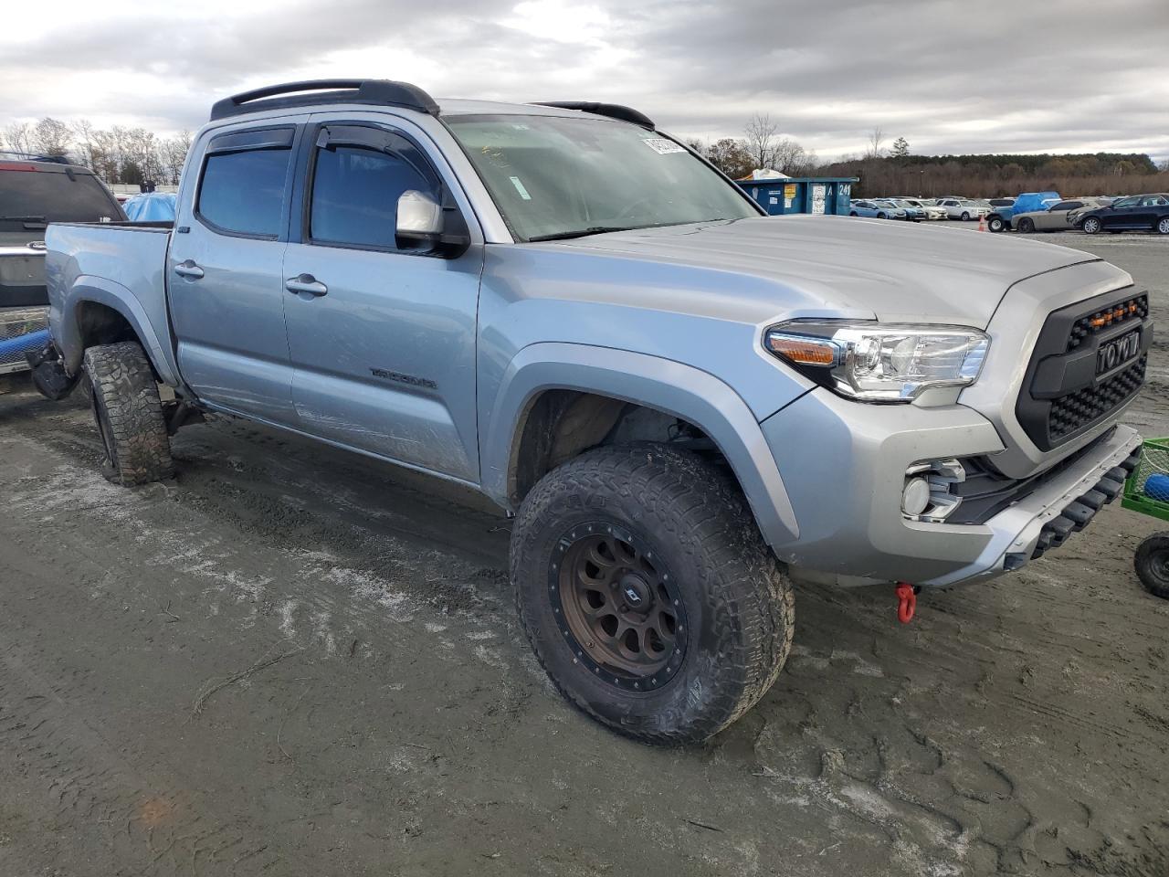 2019 TOYOTA TACOMA DOU - Фото 4