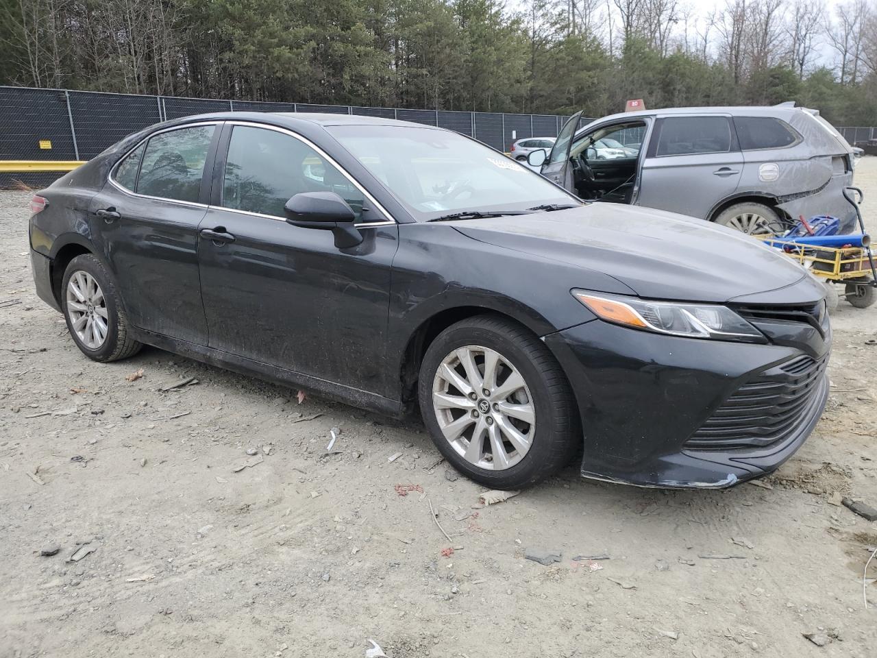 2018 TOYOTA CAMRY L - Image 4