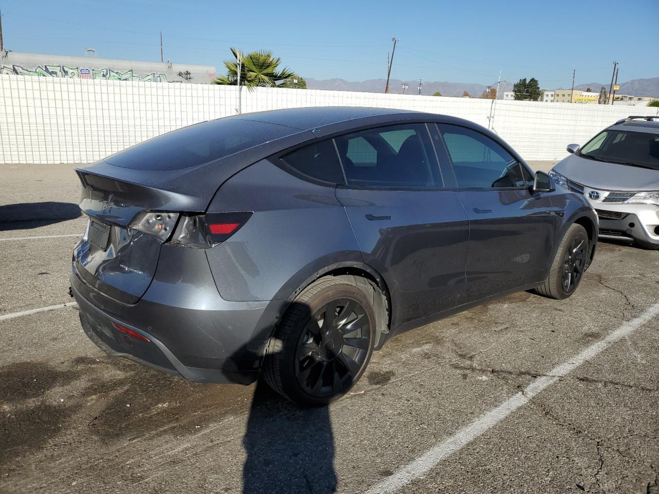 2023 TESLA MODEL Y - Фото 3