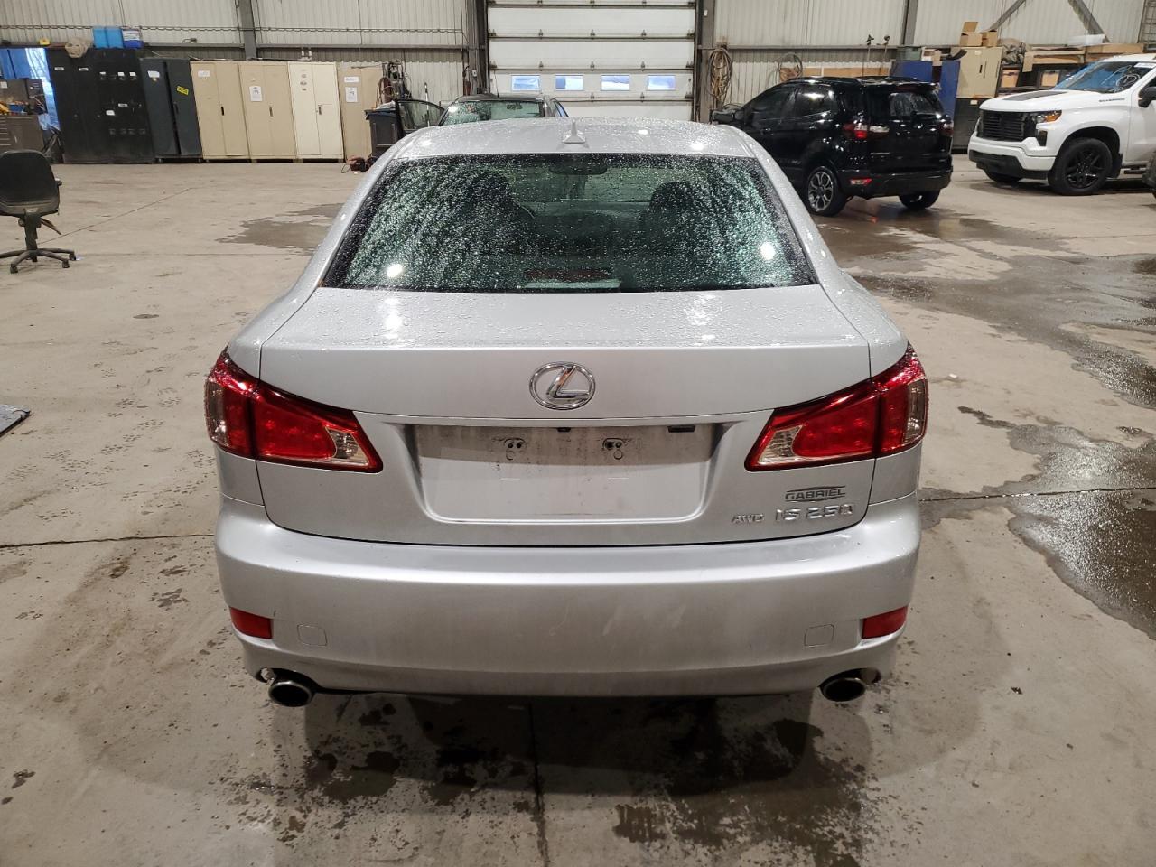 2011 LEXUS IS 250 - Image 6
