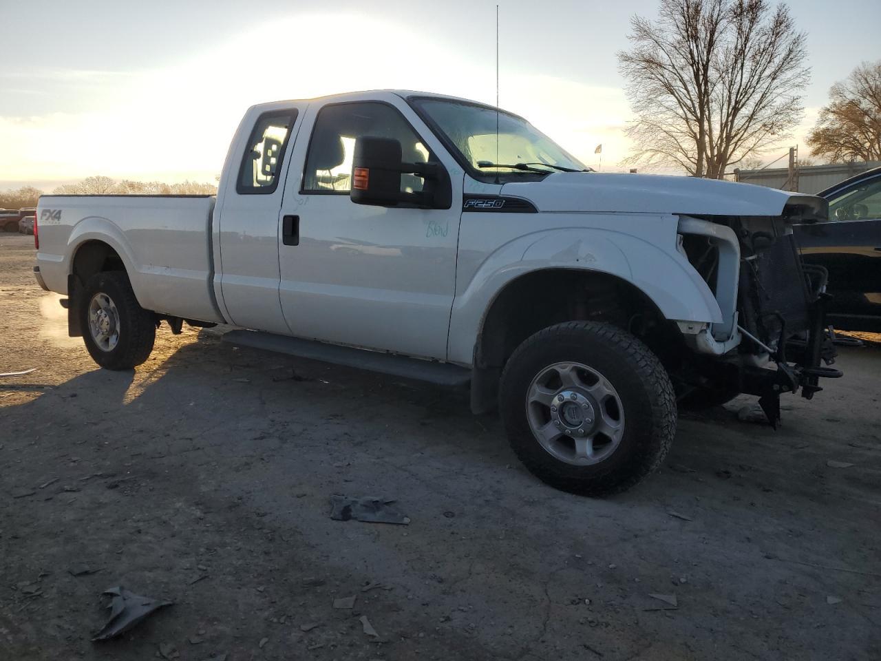 2016 FORD F250 SUPER - Фото 4