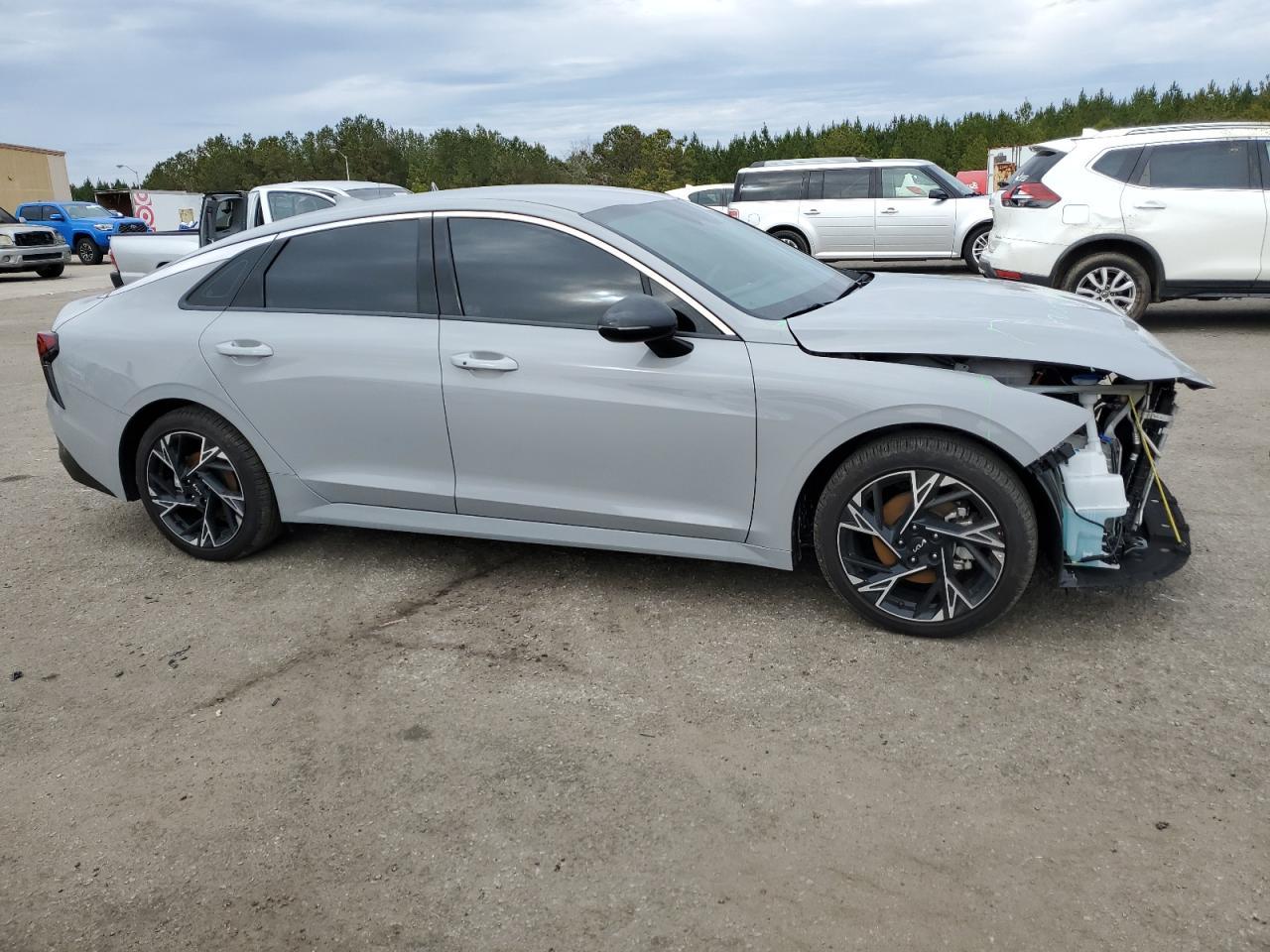 2025 KIA K5 GT LINE - Image 4