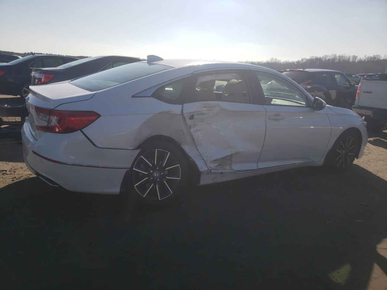 2022 HONDA ACCORD EXL - Image 3