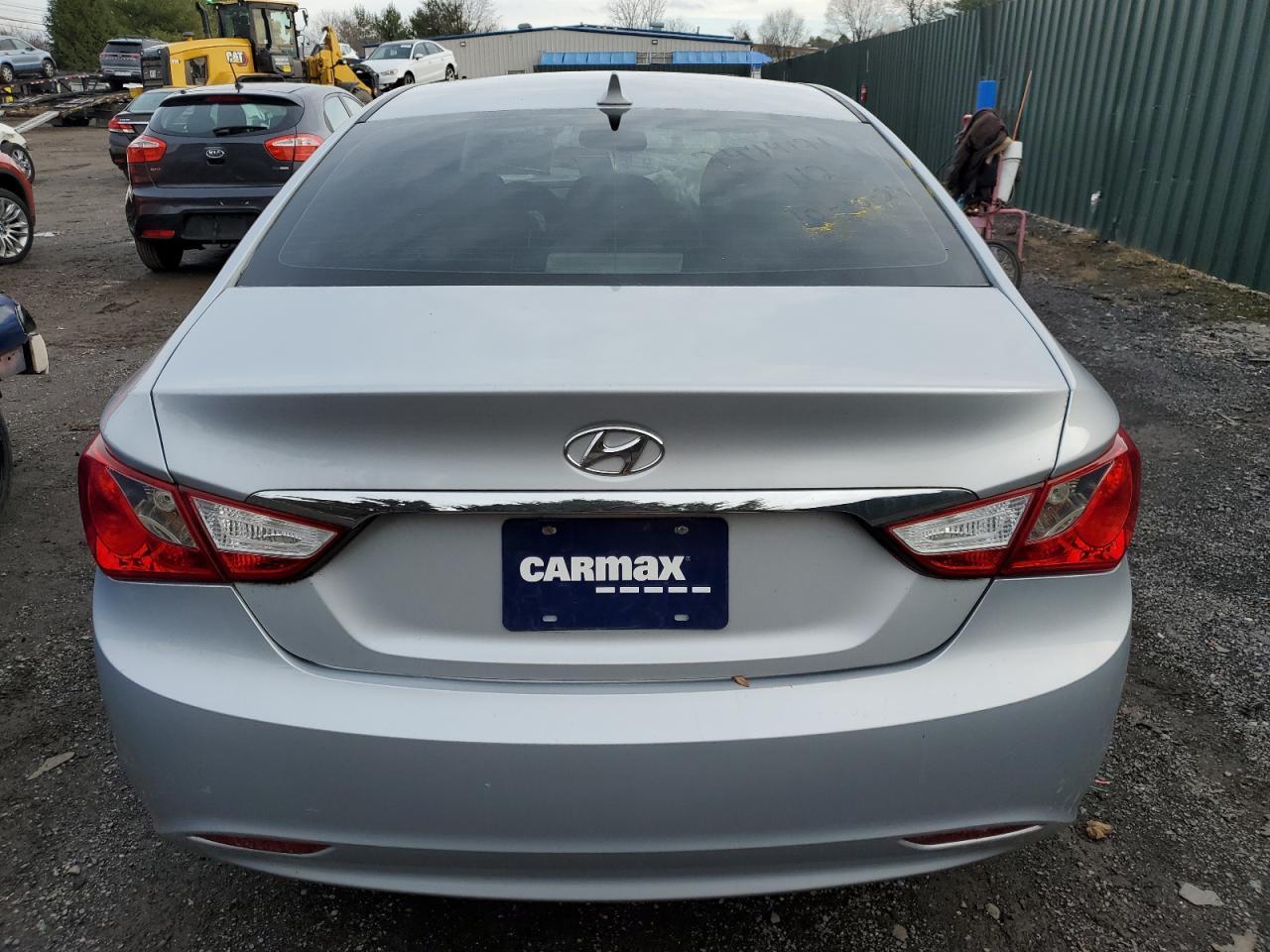 2011 HYUNDAI SONATA GLS - Фото 6