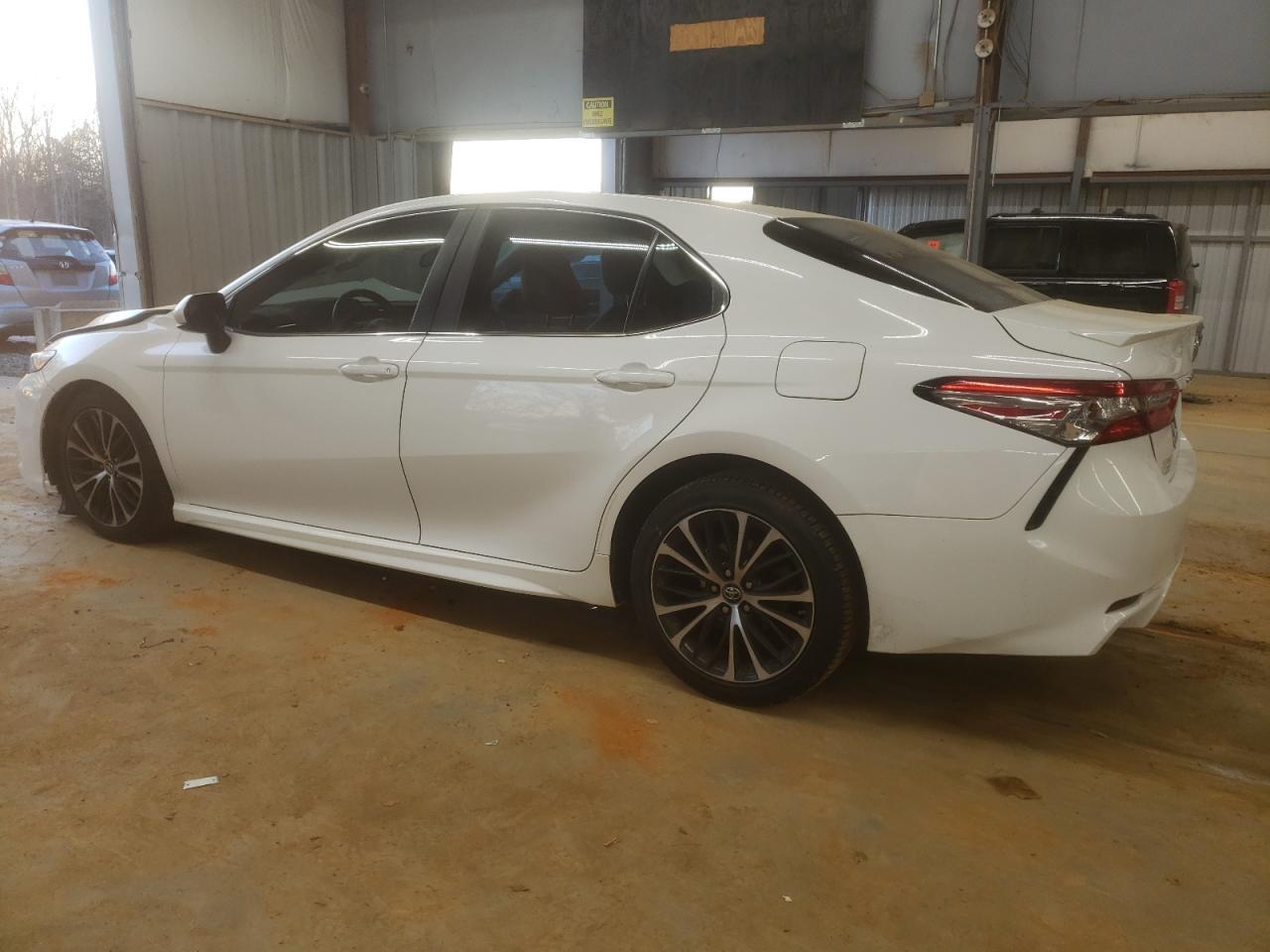 2018 TOYOTA CAMRY L - Image 2