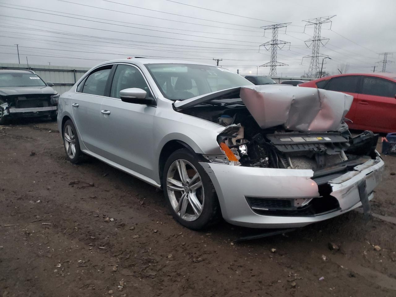 2014 VOLKSWAGEN PASSAT SE - Image 4