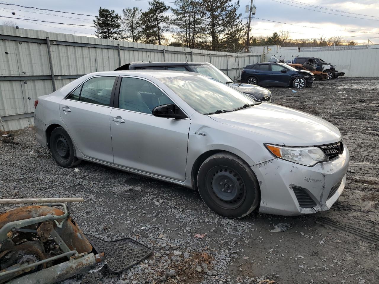 2012 TOYOTA CAMRY HYBR - Image 4