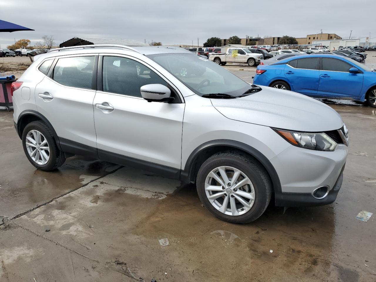 2017 NISSAN ROGUE SPOR - Image 4