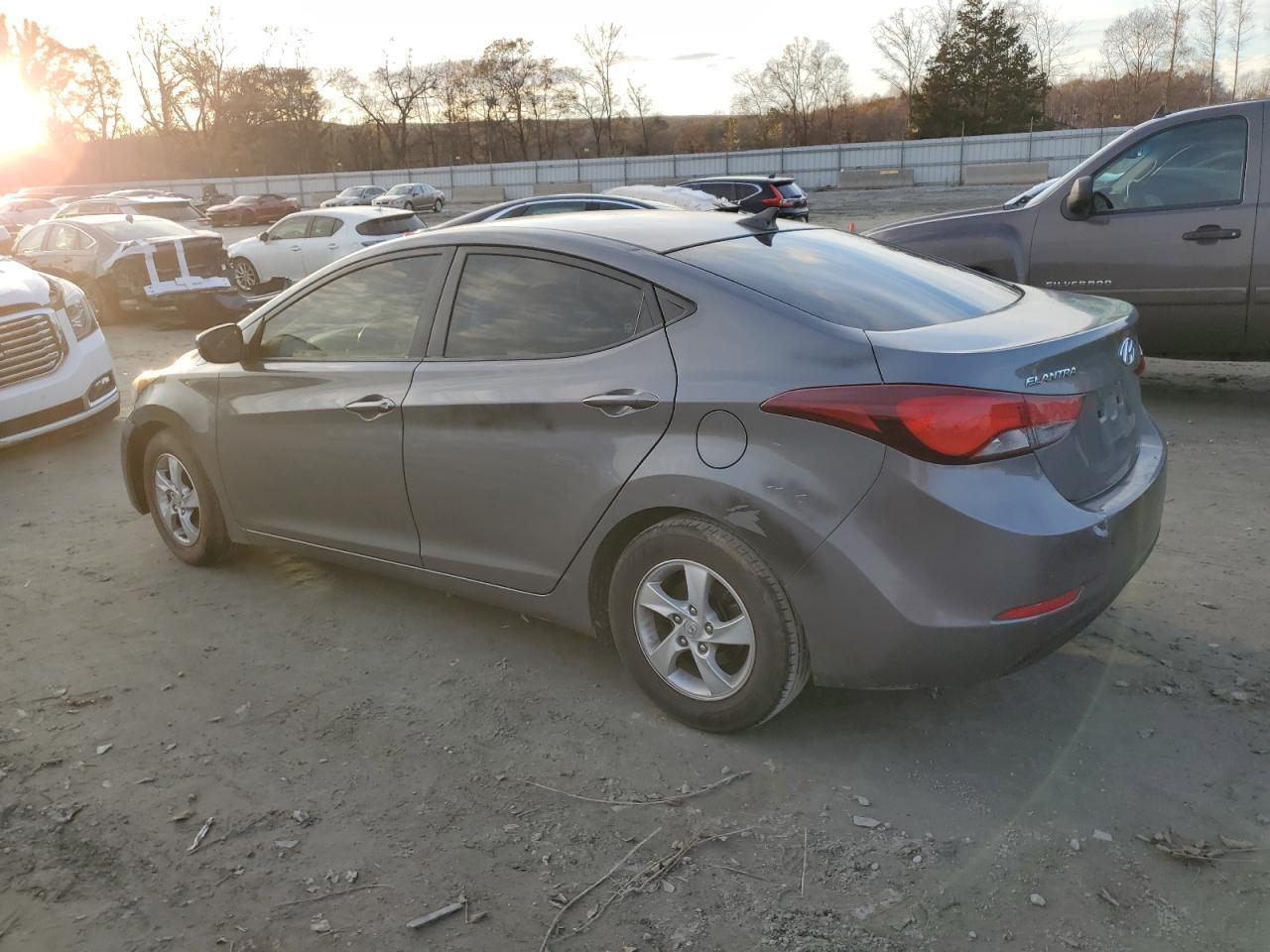 2014 HYUNDAI ELANTRA SE - Фото 2