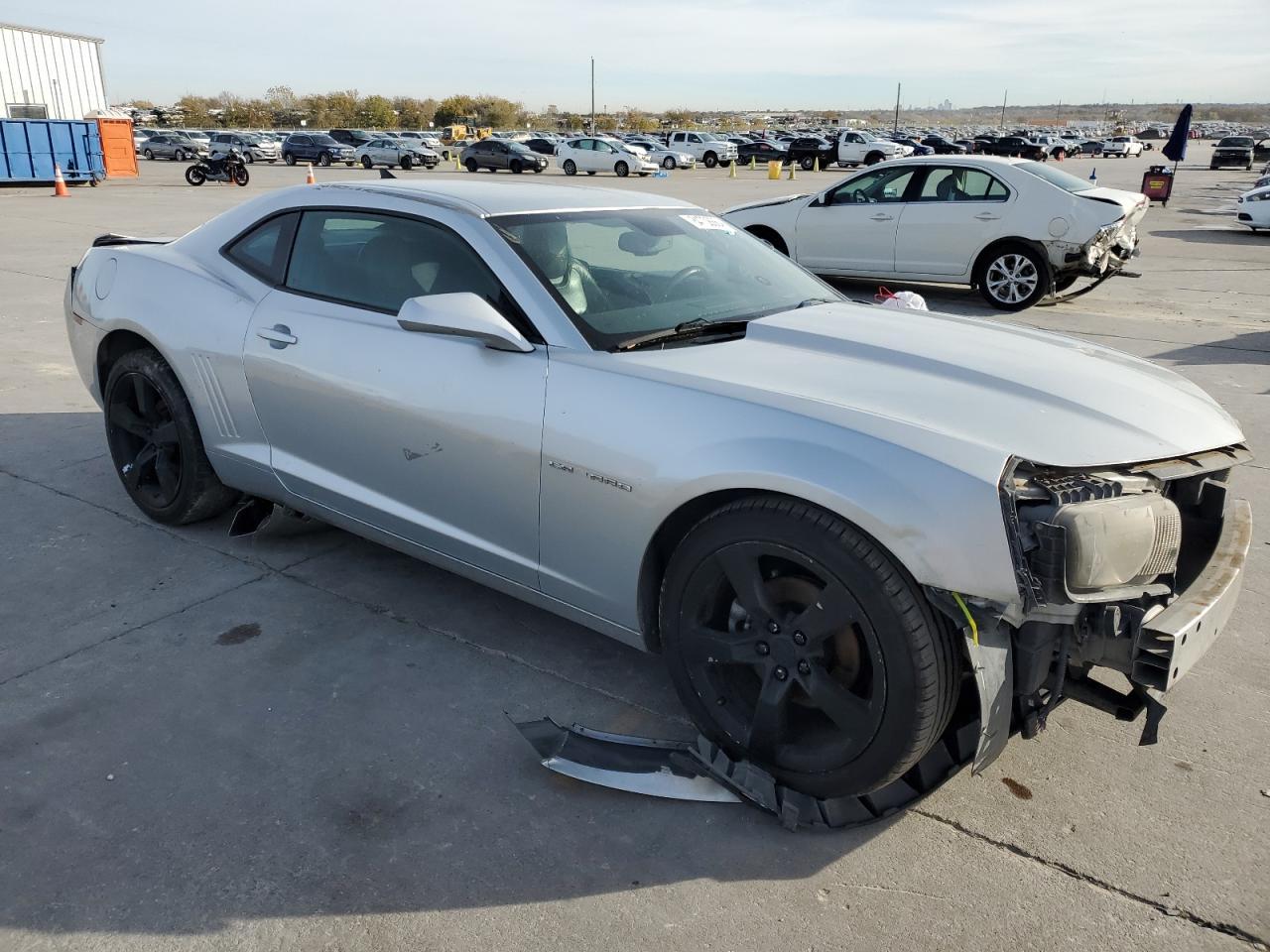 2011 CHEVROLET CAMARO LT - Image 4